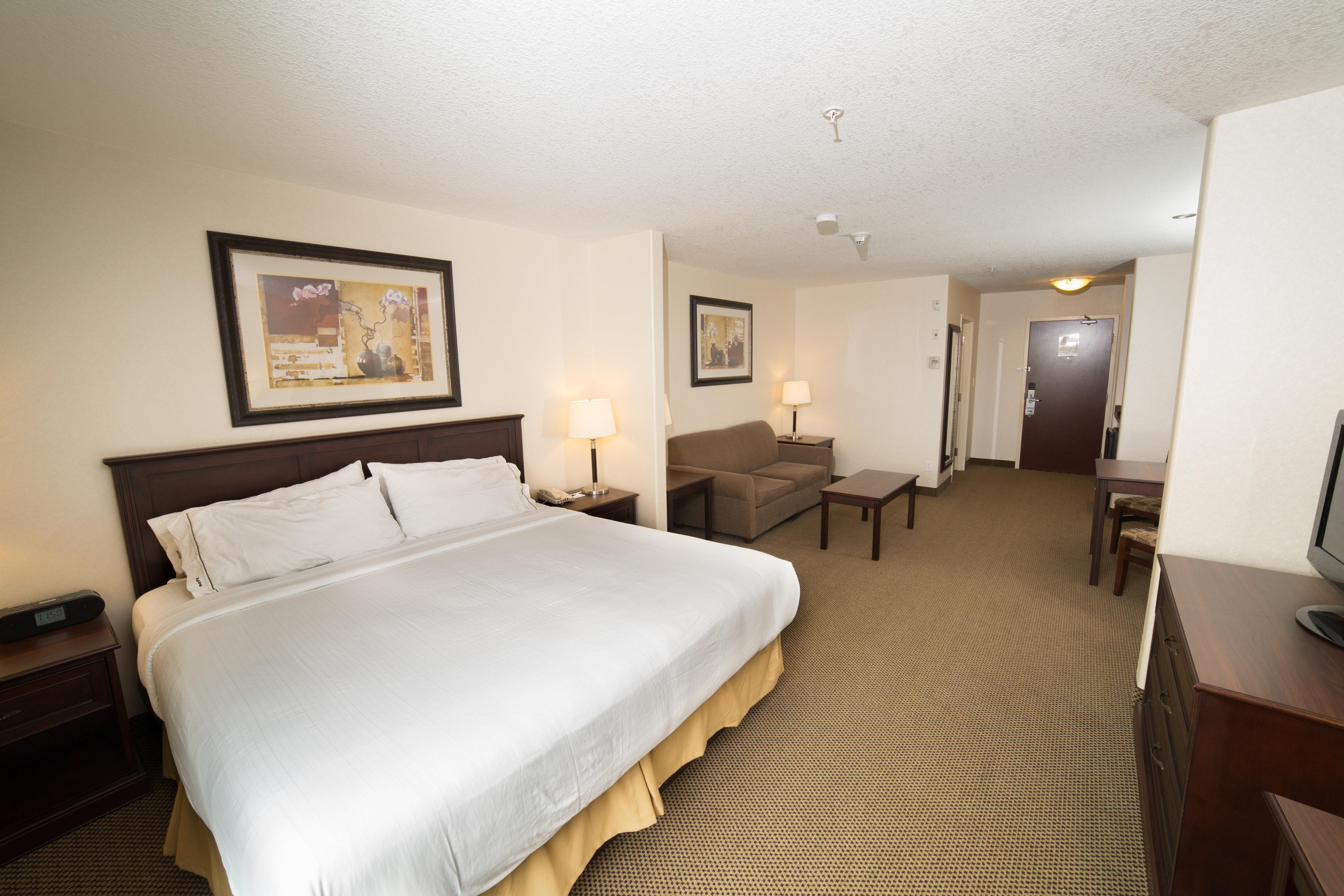 Holiday Inn Express & Suites Whitecourt By Ihg Eksteriør bilde