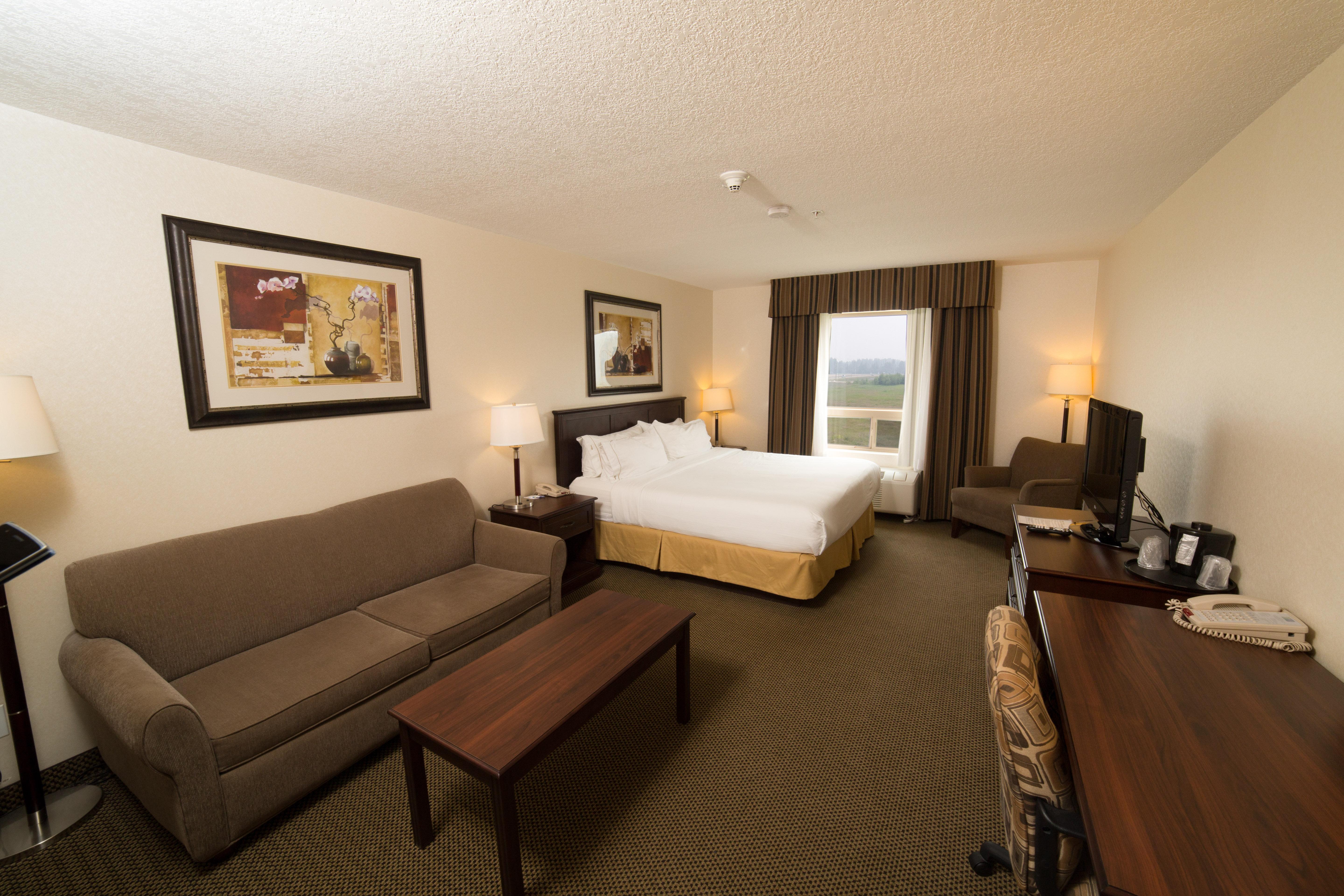 Holiday Inn Express & Suites Whitecourt By Ihg Eksteriør bilde