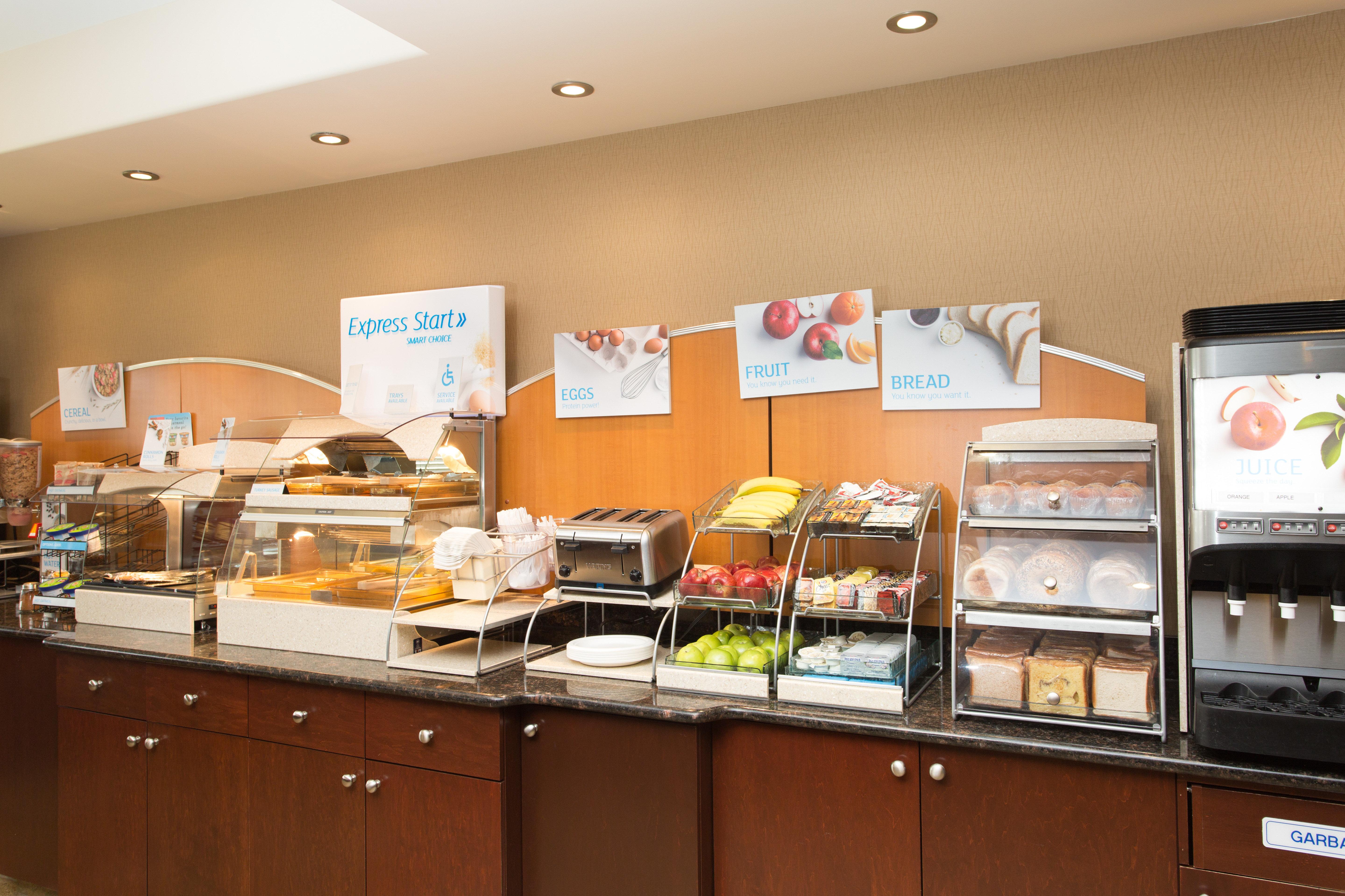 Holiday Inn Express & Suites Whitecourt By Ihg Eksteriør bilde