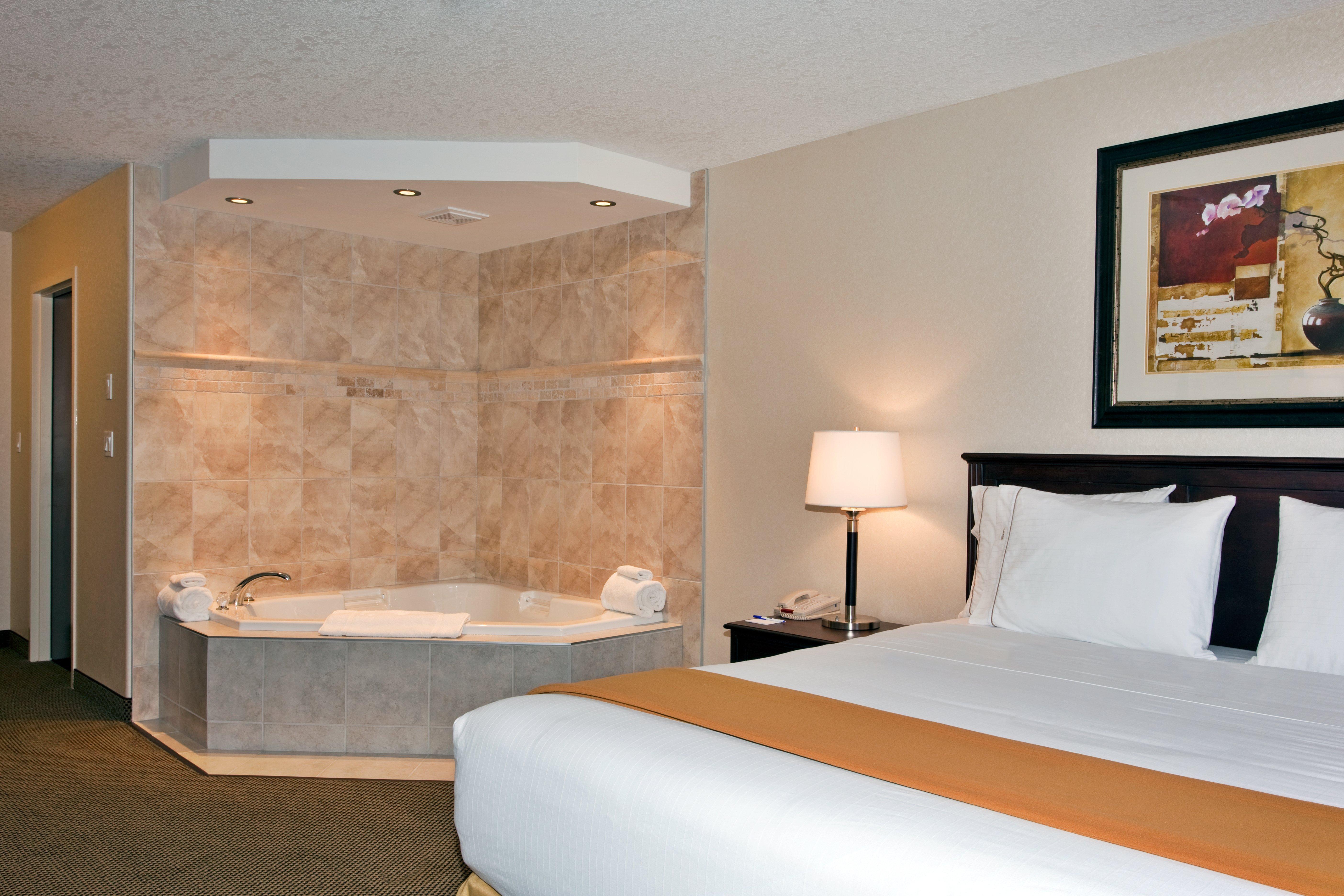 Holiday Inn Express & Suites Whitecourt By Ihg Eksteriør bilde